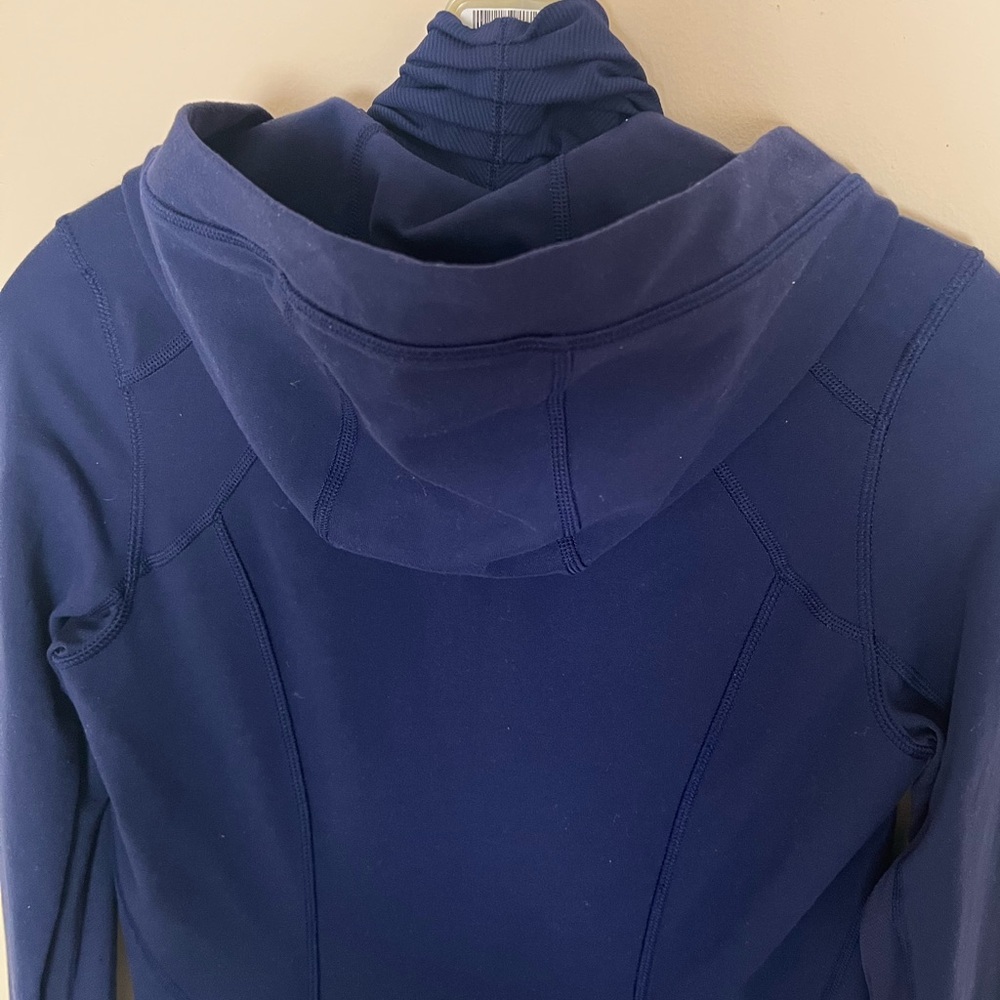 Lululemon navy blue hooded Long Jacket - Picture 16 of 16
